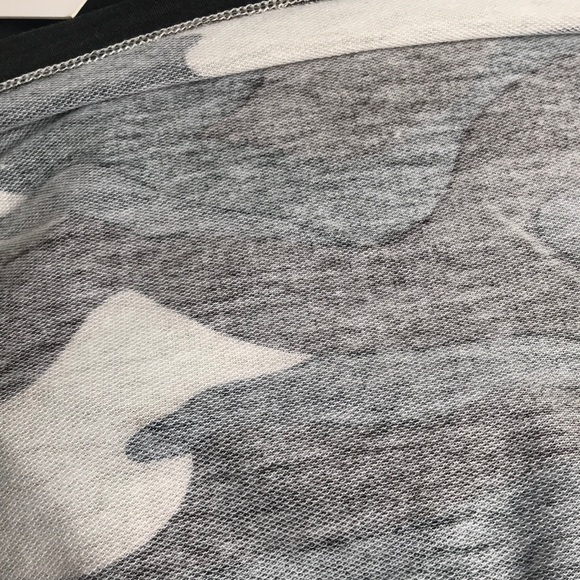 SOLD NWT Camo Puff Sleeve Terry Top M - Picture 11 of 11